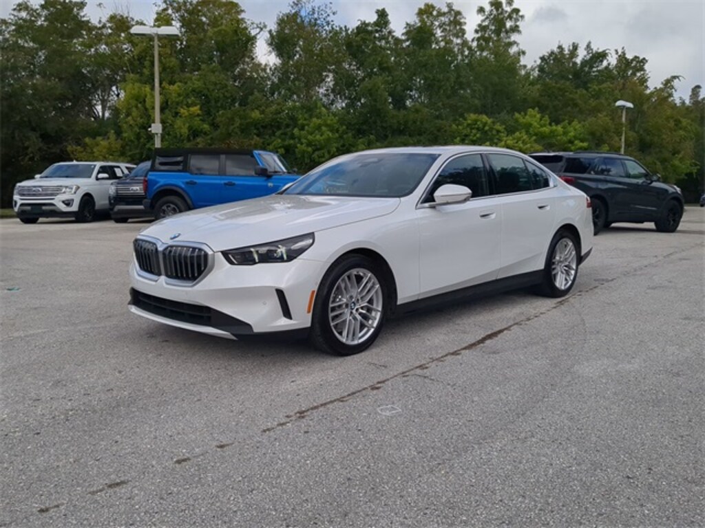 Used 2025 BMW 5 Series 530i Sedan