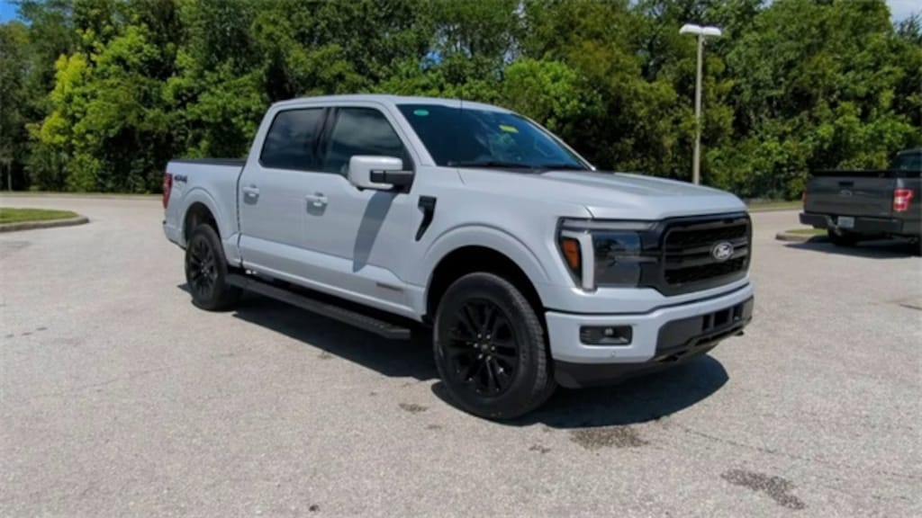 New 2025 Ford F-150 Lariat Truck SuperCrew Cab