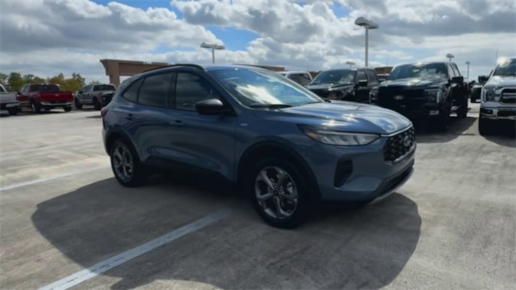 New 2026 Ford Escape ST-Line SUV