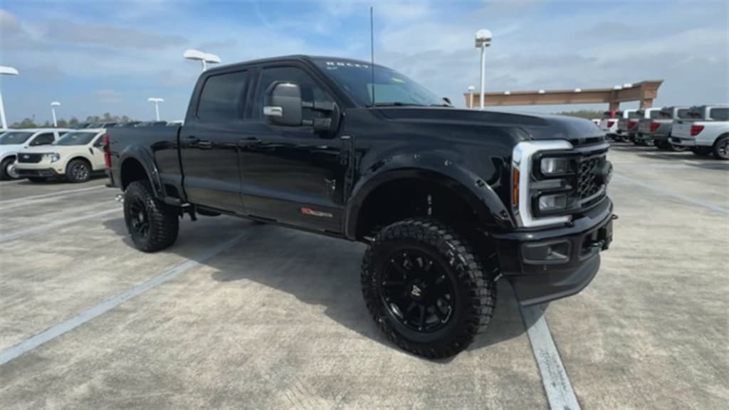 New 2025 Ford F-250 Truck Crew Cab
