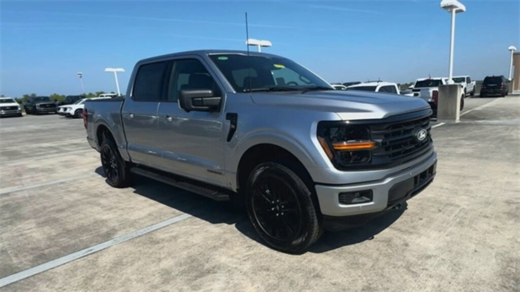 New 2025 Ford F-150 XLT Truck SuperCrew Cab