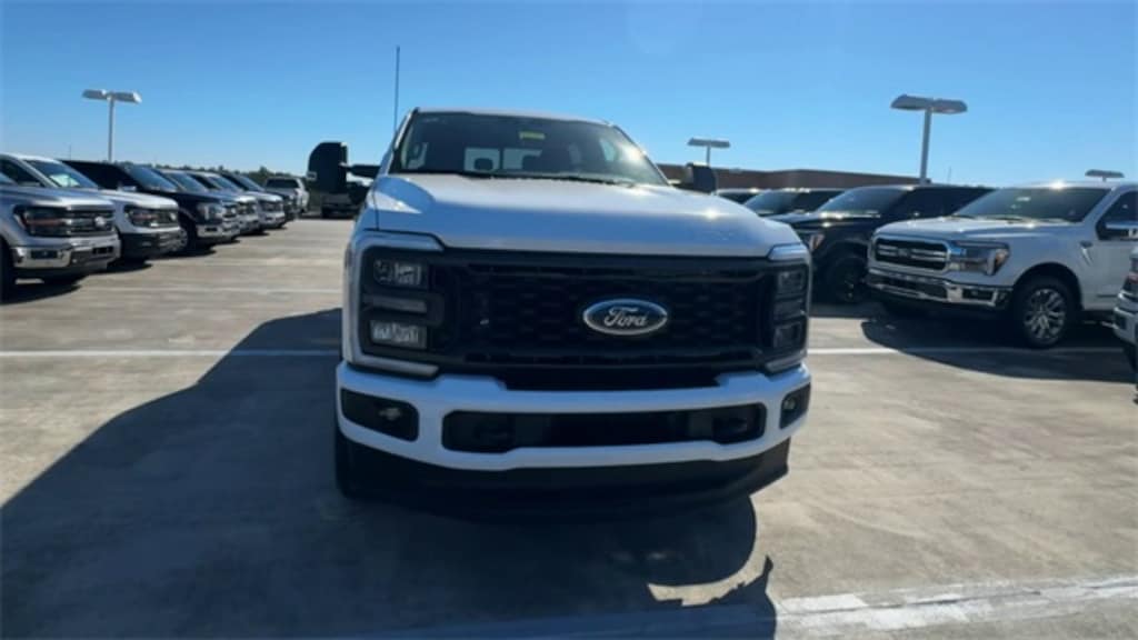 New 2026 Ford F-250 Truck Crew Cab