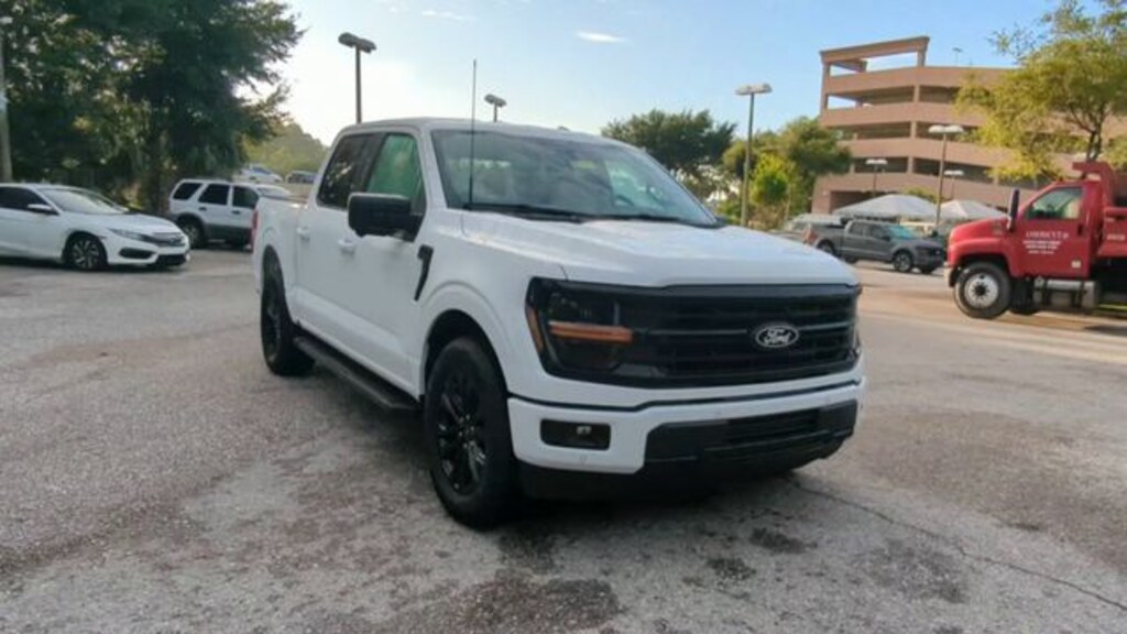 New 2026 Ford F-150 XLT Truck SuperCrew Cab