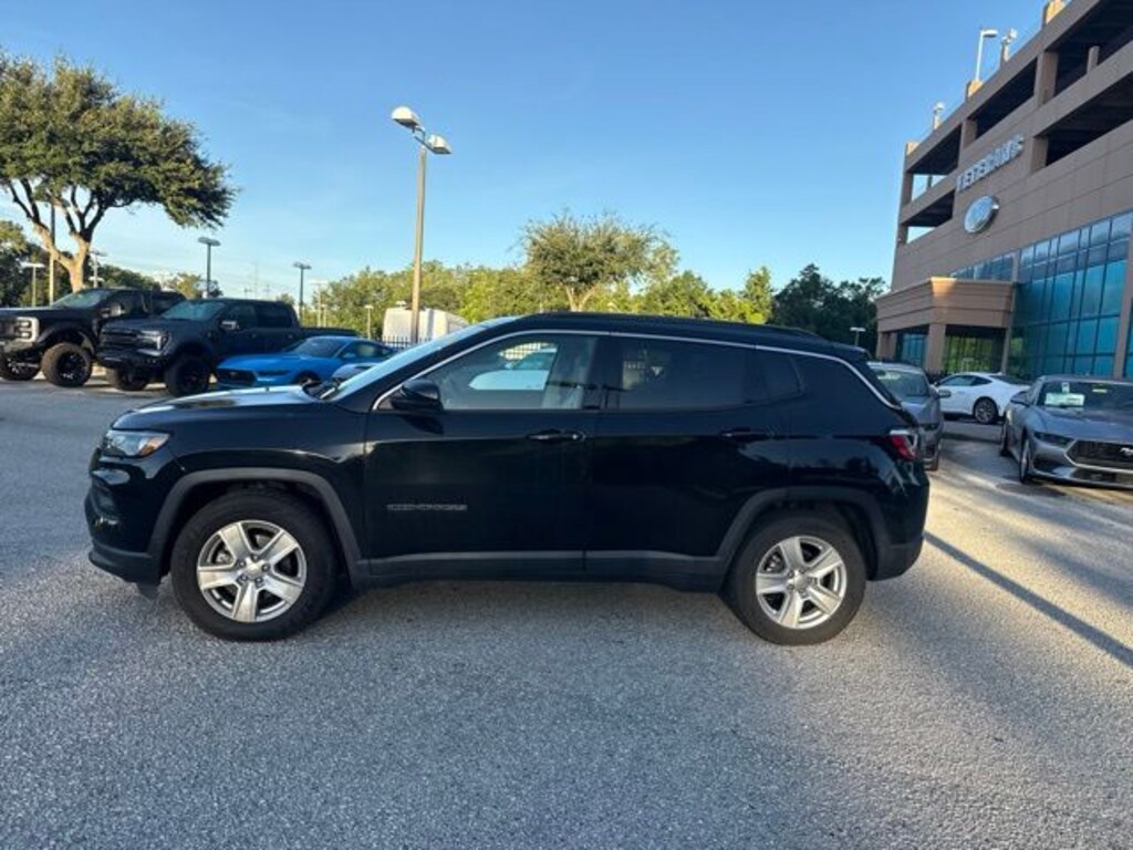 Used 2022 Jeep Compass Latitude SUV
