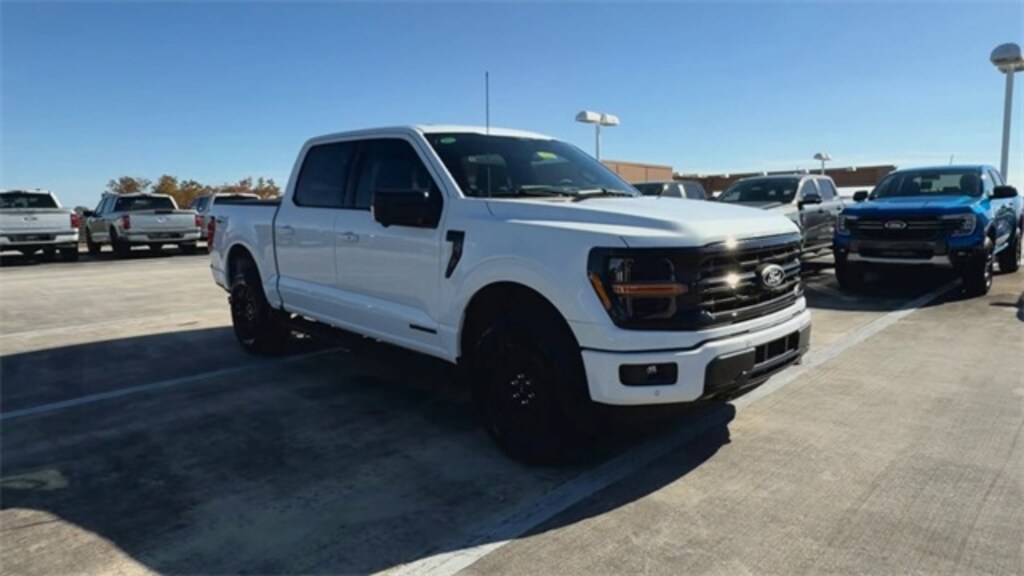 New 2025 Ford F-150 XLT Truck SuperCrew Cab