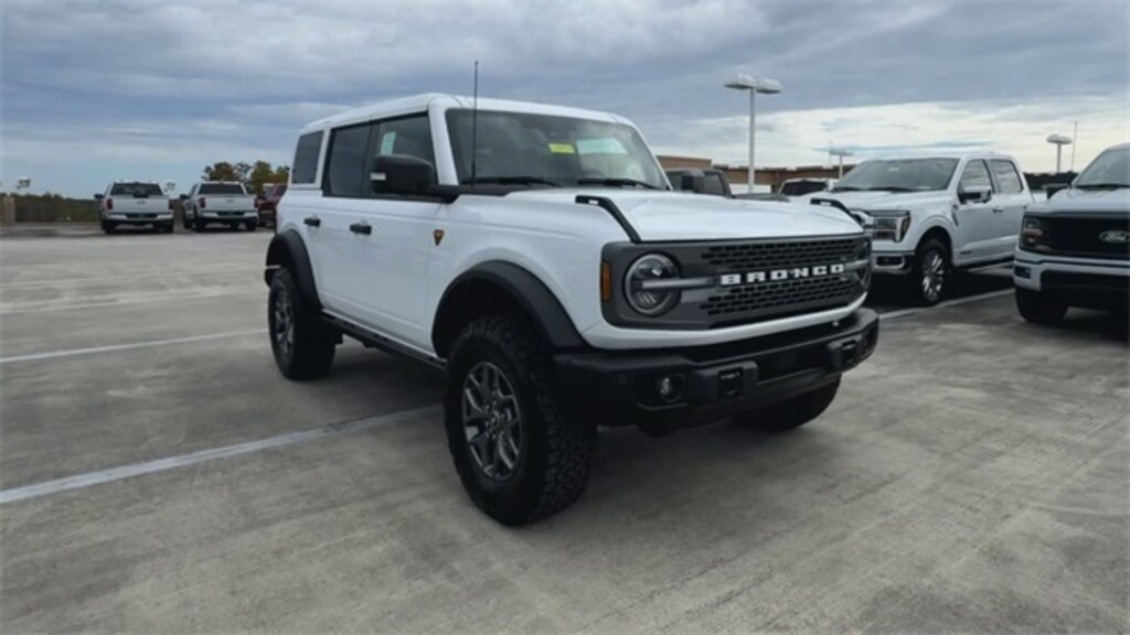 New 2025 Ford Bronco Badlands SUV