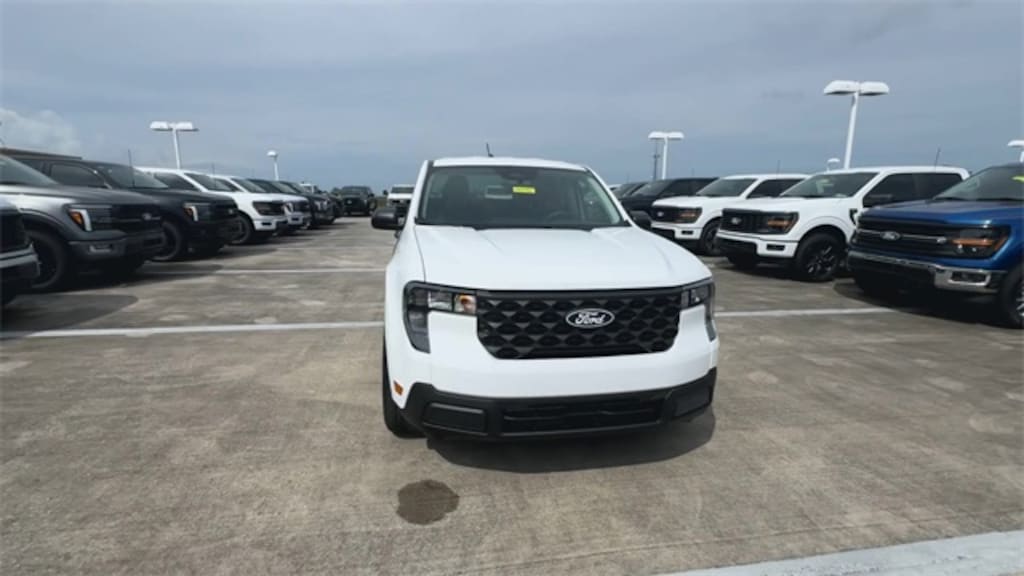 New 2025 Ford Maverick XL Truck SuperCrew
