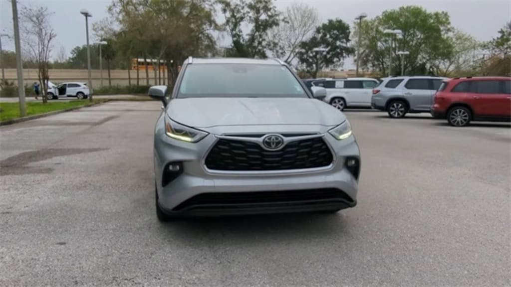 Certified 2022 Toyota Highlander Limited SUV