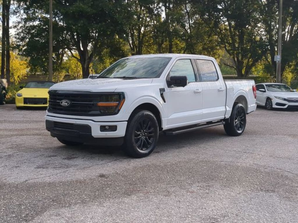 New 2026 Ford F-150 XLT Truck SuperCrew Cab