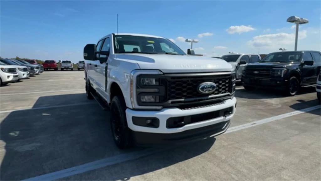 New 2026 Ford F-250 Truck Crew Cab