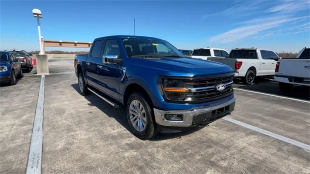 New 2025 Ford F-150 XLT Truck SuperCrew Cab