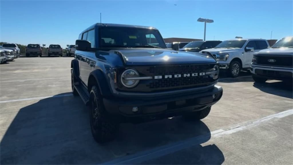 New 2025 Ford Bronco Outer Banks SUV
