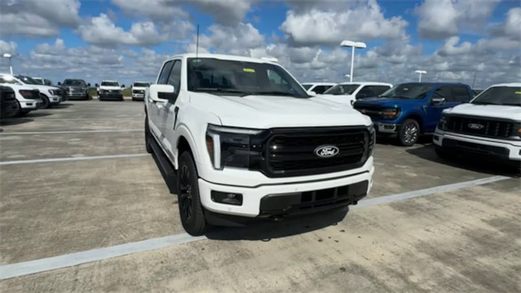 New 2025 Ford F-150 Lariat Truck SuperCrew Cab