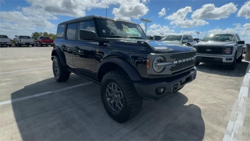 New 2025 Ford Bronco Badlands SUV