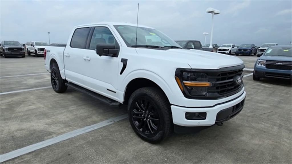New 2025 Ford F-150 XLT Truck SuperCrew Cab