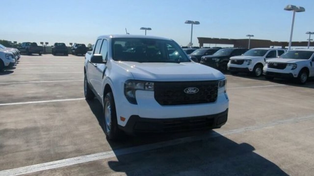 New 2026 Ford Maverick XL Truck SuperCrew