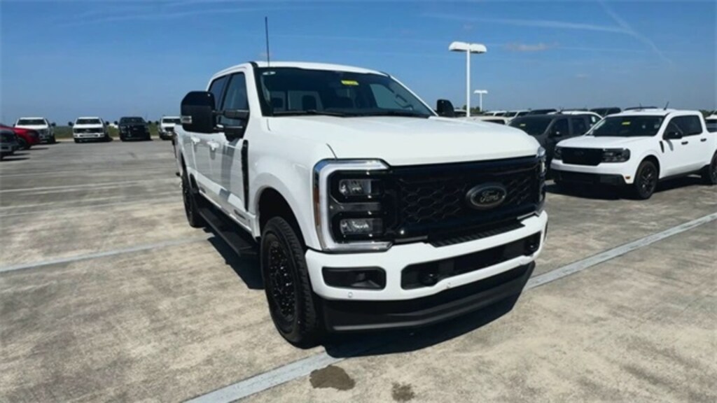 New 2025 Ford F-250 Truck Crew Cab