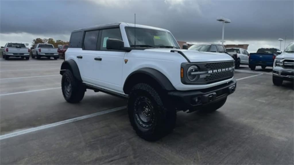 New 2025 Ford Bronco Badlands SUV