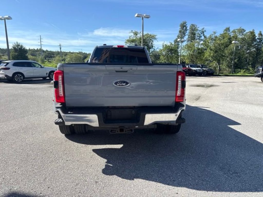 Certified 2024 Ford F-350SD Lariat Truck