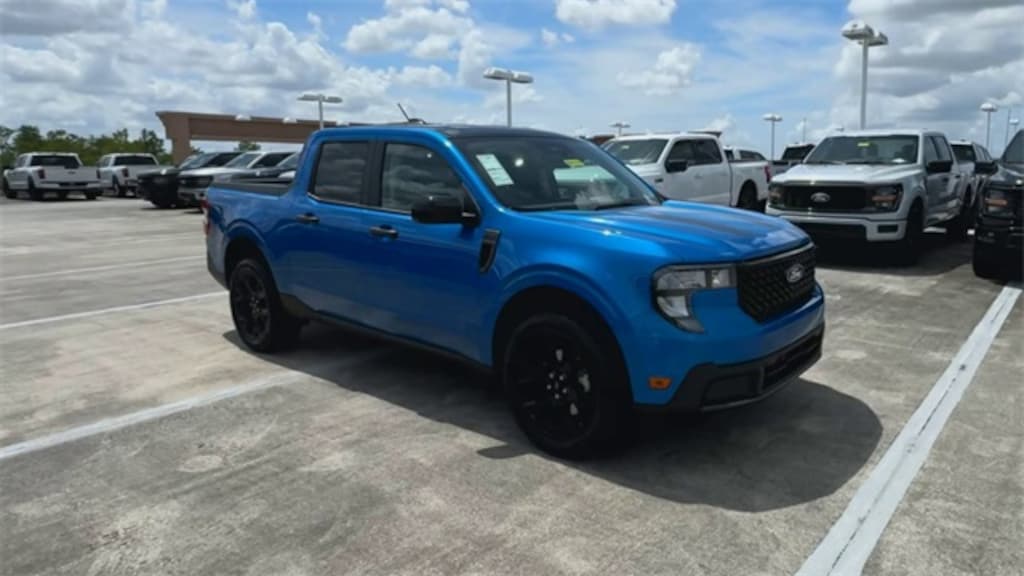 New 2025 Ford Maverick XLT Truck SuperCrew