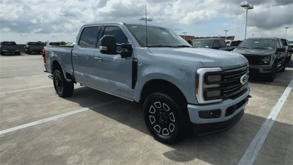New 2025 Ford F-250 Truck Crew Cab
