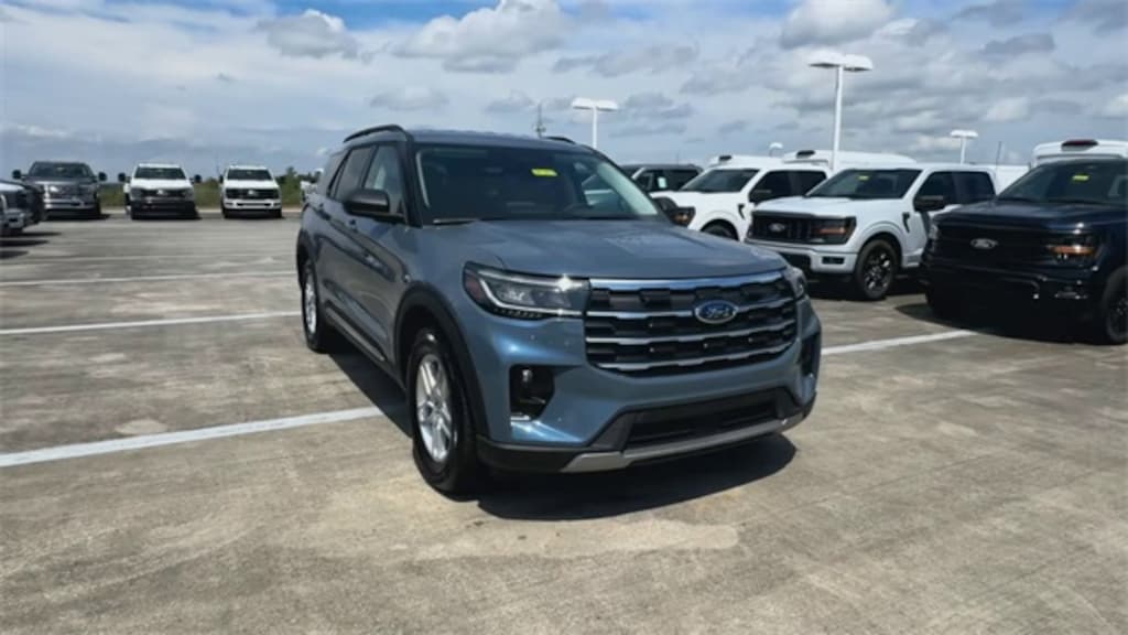 New 2025 Ford Explorer Active SUV