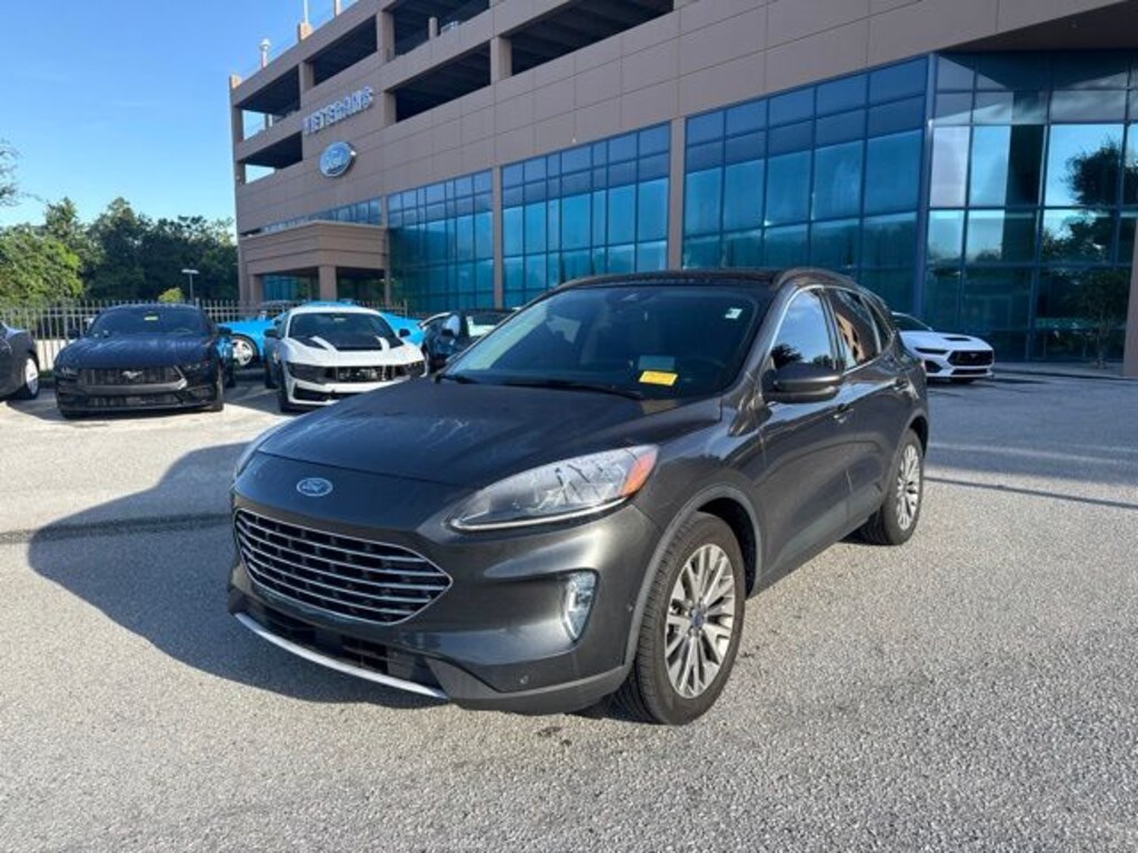 Used 2020 Ford Escape Hybrid Titanium SUV
