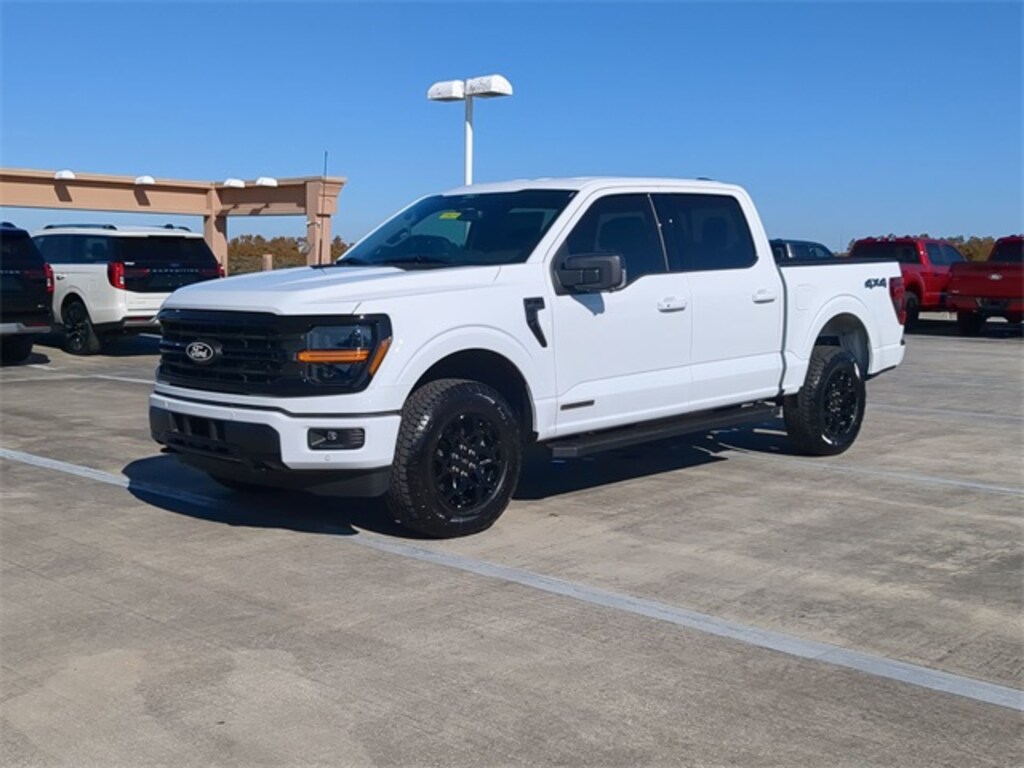 New 2025 Ford F-150 XLT Truck SuperCrew Cab
