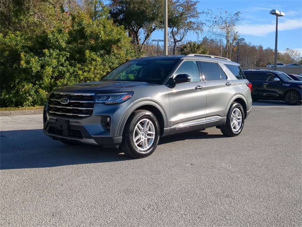 New 2025 Ford Explorer Active SUV