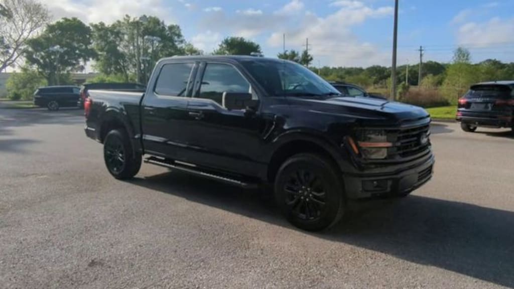 New 2026 Ford F-150 XLT Truck SuperCrew Cab