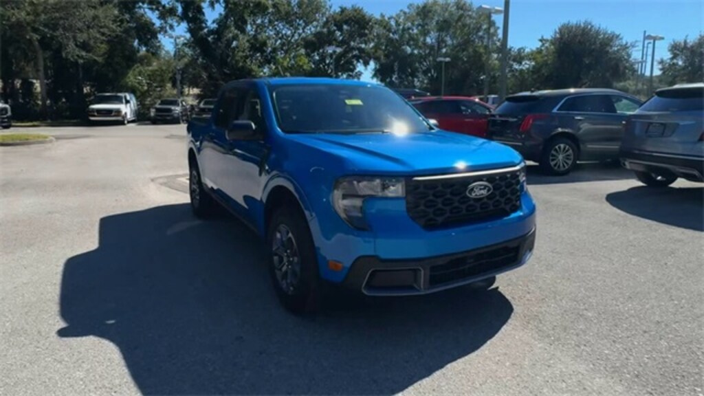 New 2025 Ford Maverick XLT Truck SuperCrew