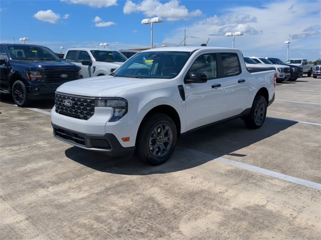 New 2025 Ford Maverick XLT Truck SuperCrew