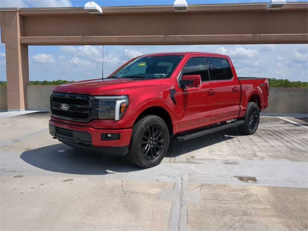 New 2025 Ford F-150 Lariat Truck SuperCrew Cab