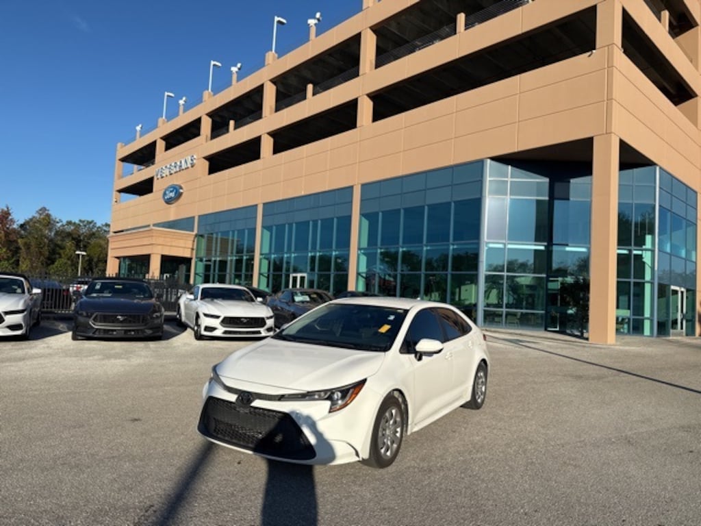 Certified 2021 Toyota Corolla LE Sedan