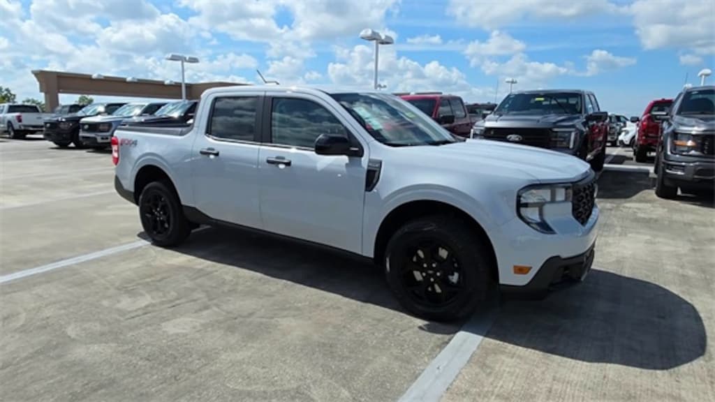 New 2025 Ford Maverick XLT Truck SuperCrew
