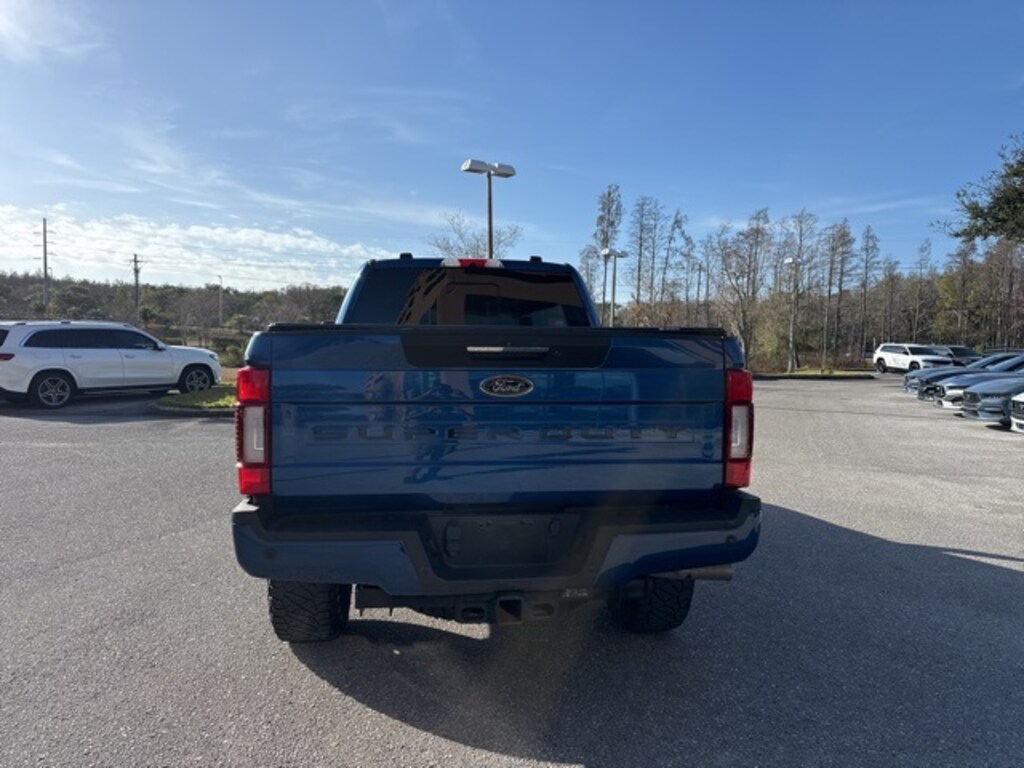 Used 2022 Ford F-250SD Lariat Truck