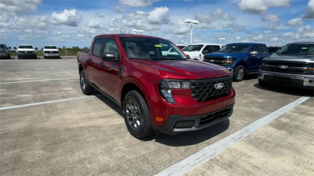 New 2025 Ford Maverick XLT Truck SuperCrew
