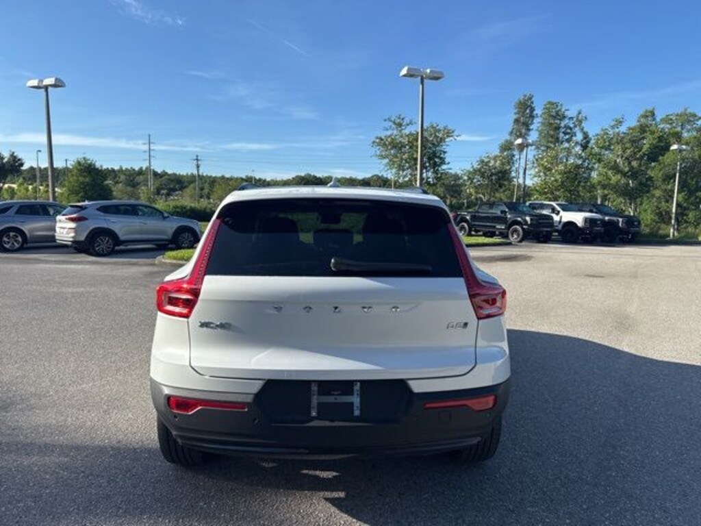 Used 2026 Volvo XC40 B5 Plus SUV
