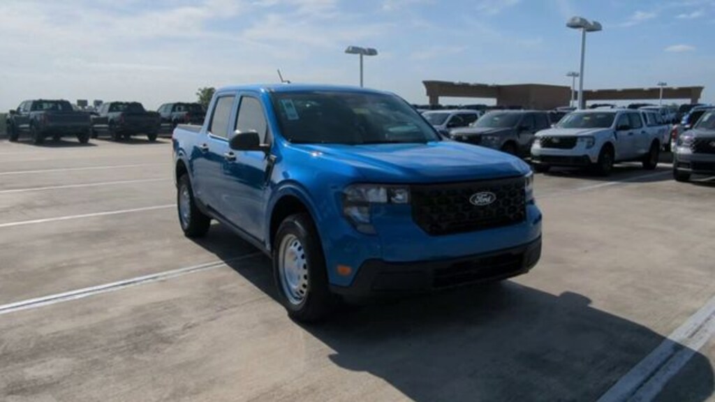 New 2026 Ford Maverick XL Truck SuperCrew