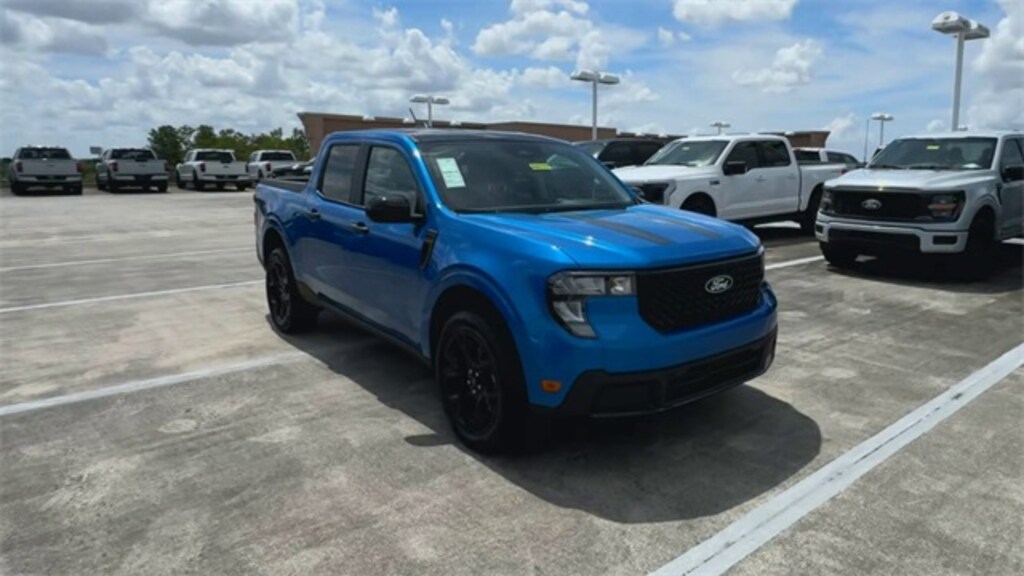 New 2025 Ford Maverick XLT Truck SuperCrew