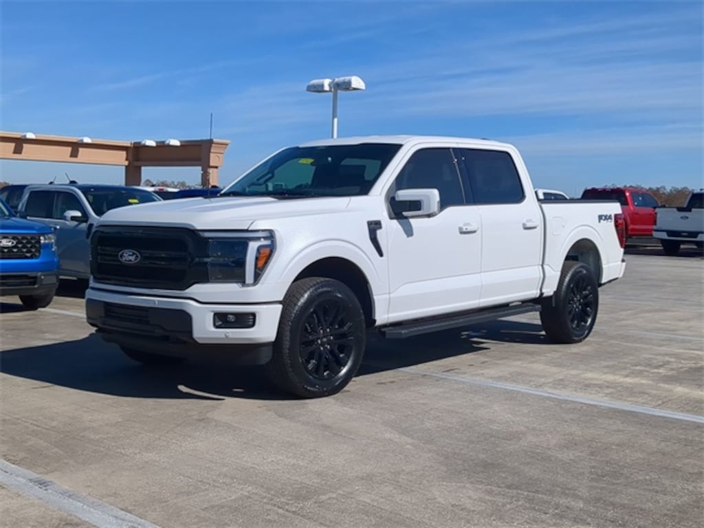 New 2025 Ford F-150 Lariat Truck SuperCrew Cab