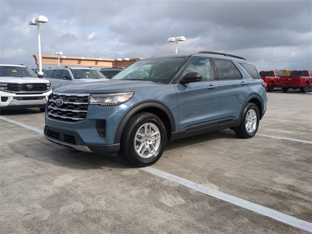 New 2026 Ford Explorer Active SUV