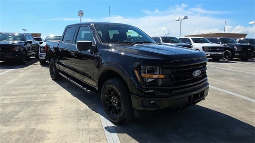 New 2025 Ford F-150 XLT Truck SuperCrew Cab