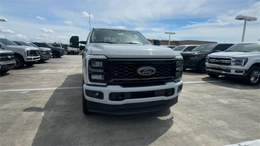New 2026 Ford F-250 Truck Crew Cab