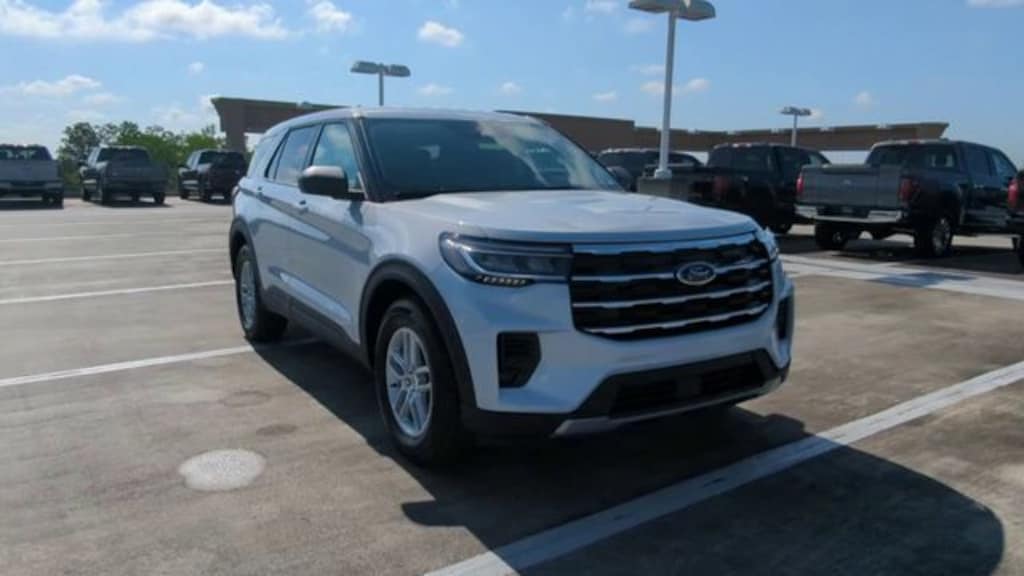 New 2026 Ford Explorer Active SUV