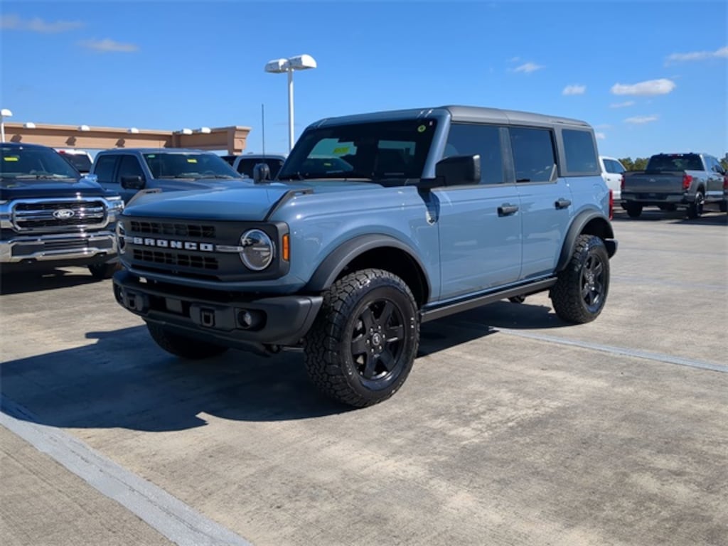 New 2025 Ford Bronco Big Bend SUV