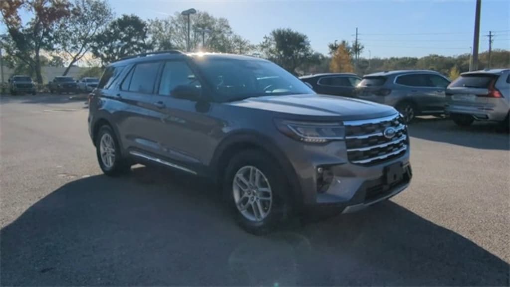 New 2025 Ford Explorer Active SUV
