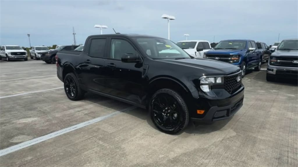 New 2025 Ford Maverick XLT Truck SuperCrew