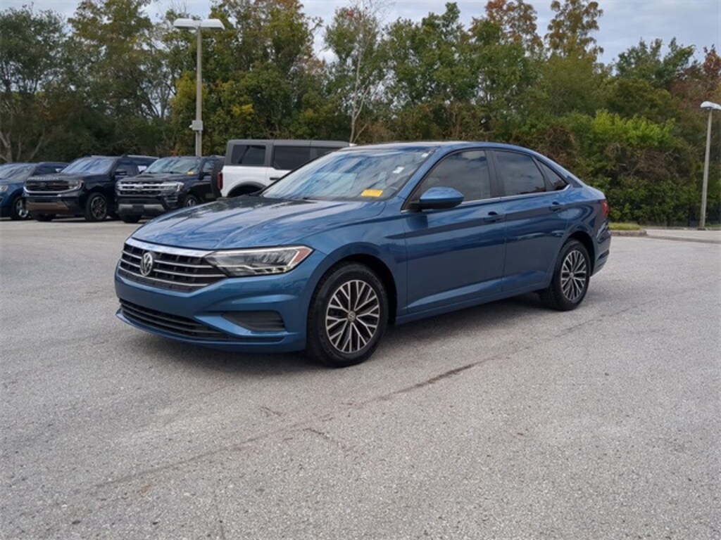 Certified 2019 Volkswagen Jetta 1.4T SE Sedan