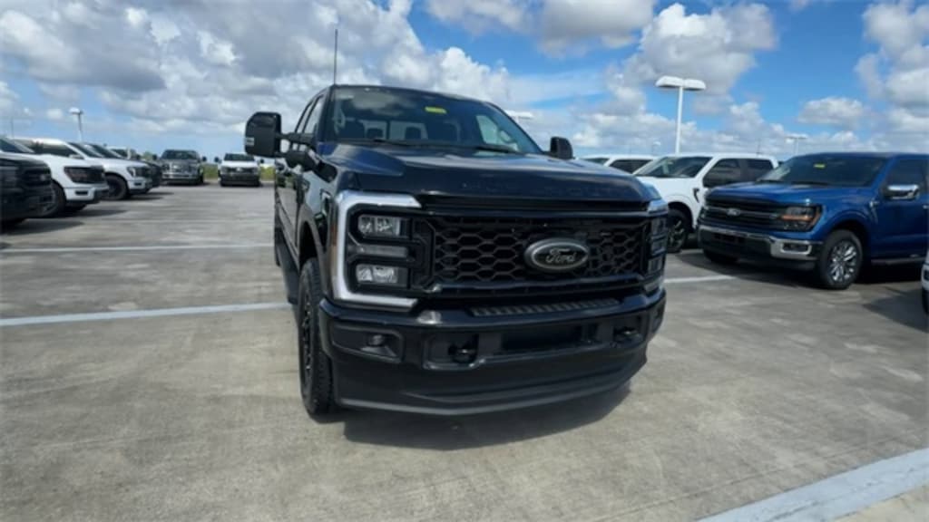New 2026 Ford F-250 Truck Crew Cab